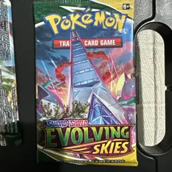Pokemon TCG: Sword & Shield - Evolving Skies Sleeved Booster Pack Set of 5 820650808784 - Image 5