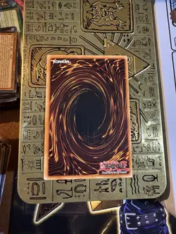 Yu-Gi-Oh Red-Eyes Black Dragon SDJ-001 1st Edition Ultra Rare Great Condition - Image 2