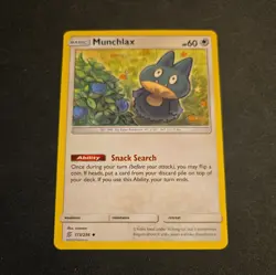 Munchlax 173/236 Pokemon Unified Minds Uncommon Card, 2019, VG-EX - Image 1