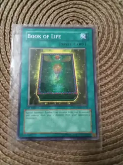 Yu-Gi-Oh TCG Book of Life 1st Edition Super Rare Card PGD-033 - Image 1