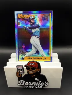 2025 Topps Update Ken Griffey Jr. 1990 Rainbow Foil Insert #U90-47 Mariners - Image 1