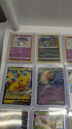Lot of 52 Pokemon Cards Halos Rares W - Image 2