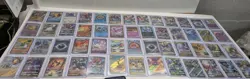Lot of 52 Pokemon Cards Halos Rares U - Image 1