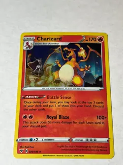 Charizard 025/185 Rare Vivid Voltage Holo Pokemon Near Mint - Image 1