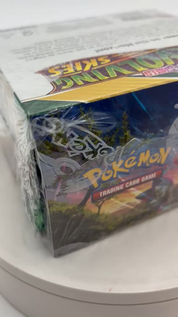 Pokemon TCG Sword & Shield Evolving Skies Booster Box SEALED w/Acrylic Case - Image 2