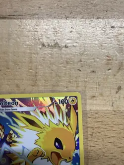 2022 Pokemon TCG SWSH Brilliant Stars TG04/TG30 Jolteon Holo - Image 3