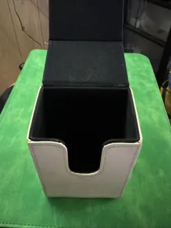 Ultra-pro Mtg Deck Box - Image 4