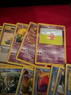 Pokemon Fossil Vintage Card Lot - mostly NM/LP - Image 3
