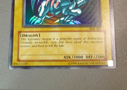ULTRA RARE Yu-Gi-Oh! Konami Blue-Eyes White Dragon SDK-001 Unlimited English - Image 3