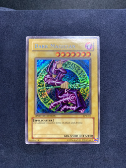 Yu-Gi-Oh! 2002 Collectors Tin Dark Magician BPT-001 secret rare DAMAGED - Image 1