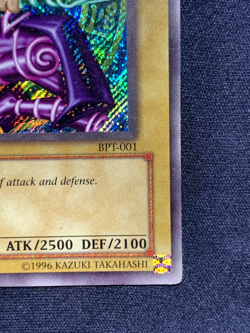 Yu-Gi-Oh! 2002 Collectors Tin Dark Magician BPT-001 secret rare DAMAGED - Image 5