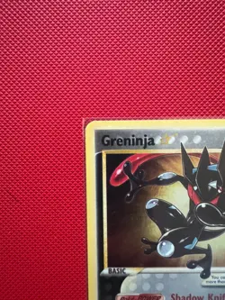 Pokemon TCG Greninja Gold Star SWSH144 Celebrations Black Star Promo - Image 4