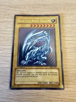 Yugioh Blue Eyes White Dragon SDK-001 1st edition Ultra Rare - Image 1