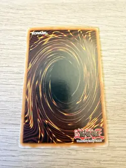 Yugioh Blue Eyes White Dragon SDK-001 1st edition Ultra Rare - Image 2