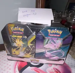 Pokemon TCG V Heroes Tin Box Jolteon & Espeon Sealed Set of 2 English - Image 1
