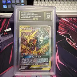 POKEMON SM210 BLACK STAR PROMO FULL ART/MOLTRES & ZAPDOS & ARTICUNO GX GMA 10 - Image 1