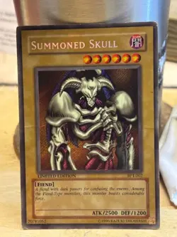 Yu-Gi-Oh - Summoned Skull - Secret Rare / Holo - BPT-002 Playable Crease in Mid - Image 1