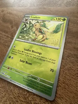 Pokemon Leafeon 005/131 Sv: Prismatic Evolutions Reverse Holo Masterball - Image 2
