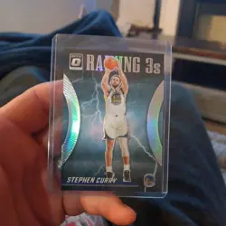2023-24 Panini Donruss Optic - Raining 3s Stephen Curry #9 Holo Prizm - Image 2