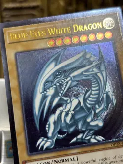 Yugioh Blue-Eyes White Dragon OP28-EN001 Ultimate RareOTS Tournament Pack 28 -NM - Image 4