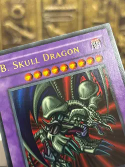 Yugioh B. Skull Dragon MRD-018 Ultra Rare Metal Raiders 1st Edition 2002 -NM - Image 4
