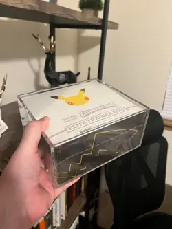 Pokemon TCG: 25th Anniversary Celebrations Elite Trainer Box (2021) with case - Image 2