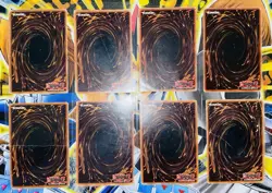 Yu-Gi-Oh! 16 Card Set Blue-Eyes White Dragon Unlimited SDK Ultra Rare (HP-Dmg) - Image 2