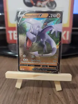 Pokemon TCG Aerodactyl V Sword & Shield - Lost Origin 092/196 Holo Ultra Rare - Image 1
