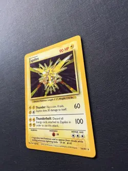 Pokemon TCG Zapdos Base Set Holo Unlimited Rare Card 16/102 - Image 3