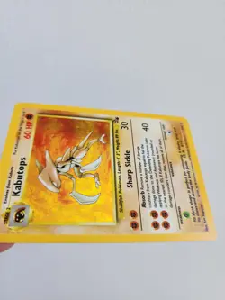 Pokemon TCG Kabutops Holo Rare Card 9/62 Fossil Unlimited 1999 Vintage - Image 3