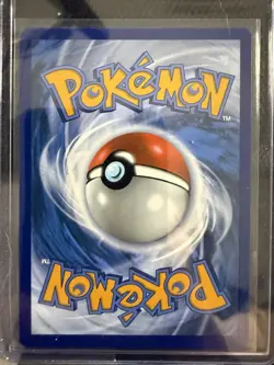 Sawk White Flare Holo Pendant 130/086 SV Near mint Pokemon - Image 2