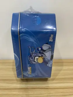Disney Topps Club Penguin Card Jitsu Water Tin SEALED Good Condition - Image 3
