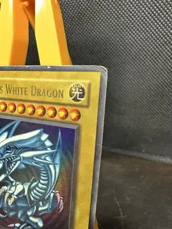 Konami Blue-Eyes White Dragon SDK-001 Ultra Rare Unlimited DMG - Image 3