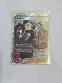 Roxanne GG66/GG70 Ultra Rare Crown Zenith Galarian Gallery Pokemon Near Mint - Image 1