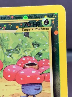 Pokemon TCG Vileplume 17/18 Southern Islands Holo Rare WOTC VTG 2001 Swirl - Image 3