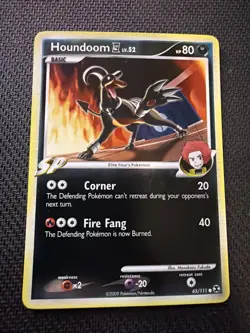 💥 Pokemon Card Rising Rivals 2009 - Houndoom 65/111 Reverse Holo Rare - Image 1