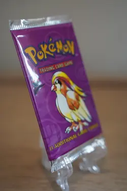 21.16g Pokemon TCG Base Set 2 Booster Pack 2000 Pidgeot Art WOTC Vintage Sealed - Image 5
