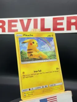 Pokemon Pikachu Shining Legends Cracked Ice Holo 28/73 HP60 Card 2017 - LP - Image 4