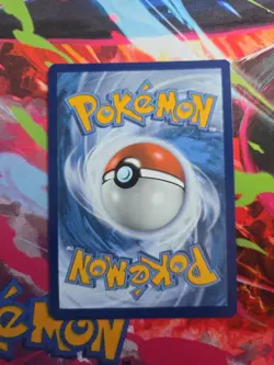 Moltres SWSH185 SWSH: Sword & Shield Promo Cards Holo - Image 2