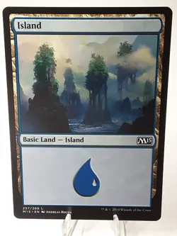 MTG - M15 - Island - #257 - Lightly Played - Image 1