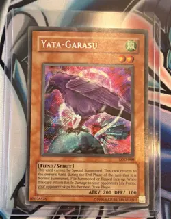 LOD-000 Yata-Garasu Secret Rare Holo Konami ATK/200 DEF/100 - Image 1