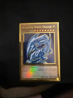 Yu-Gi-Oh! Maximum Gold Blue-Eyes White Dragon Gold Rare 1st Ed MAGO-EN001 - Image 3