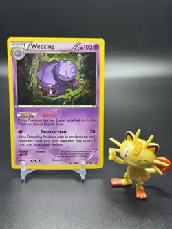 Weezing XY163 Black Star Promo Holo MP Pokemon Card English - Image 1
