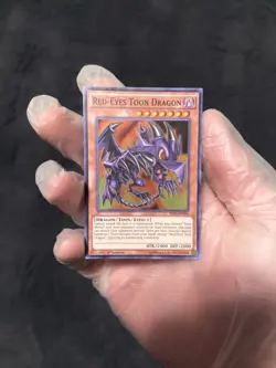 Yu-Gi-Oh! Red-Eyes Toon Dragon SHVI-EN036 Shining Victories 1st Edition - Image 1