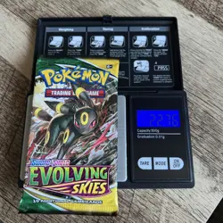 Pokemon TCG: Sword & Shield - Evolving Skies Very Heavy 22.76 Booster Pack 820650808777 - Image 1