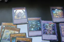 Yugioh cards lot 150+ cards (30+ Foils) Yu-Gi-Oh DUPO YGLD DUDE FIGA SDSH LEDD - Image 4
