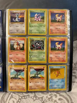 Ultra Pro Charizard TGC Pokemon 180 Card 9 Pocket Portfolio w/ 36 Vintage Cards - Image 4