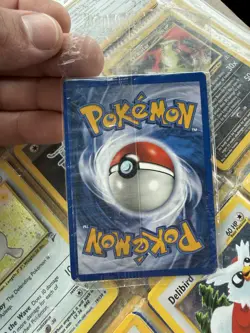 Pokemon Machamp 1st Edition Holo Rare Base Set Card 8/102 100 HP Seismic Toss - Image 2