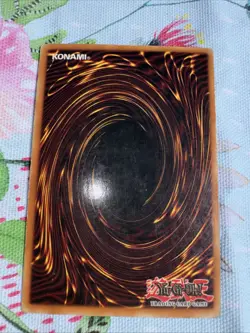 Red-Eyes B. Dragon BPT-005 2002 Collectors Tin Limited Edition - Image 2