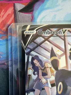 Umbreon V TG22/TG30 Ultra Rare Full Art Holo Single Strike Pokemon TCG Card NM - Image 2
